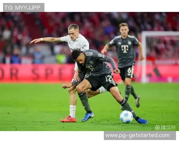 友谊赛精彩回顾拜仁以2-1战胜里昂神奇扑救瞬间引发全场欢呼